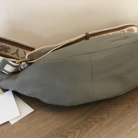 Lucky Brand Lexy Crescent Leather Hobo Bag in Seneca Rock Grey NWT MSRP $148 - Picture 8 of 10